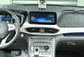 Hyundai  6