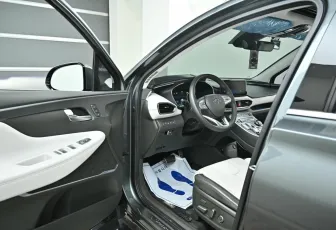 Hyundai  7