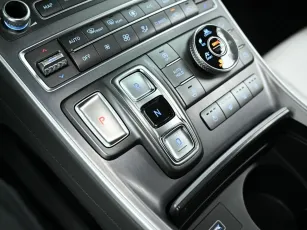Hyundai  8