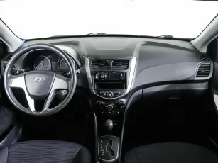 Hyundai  11