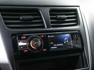 Hyundai  15
