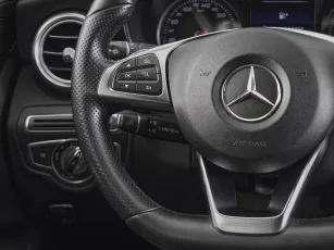 Mercedes-Benz  11