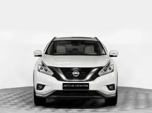 Nissan  2