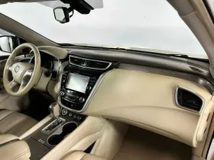 Nissan  7