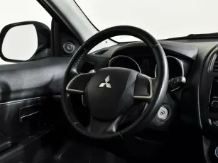 Mitsubishi  12