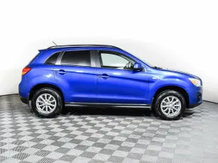 Mitsubishi  4