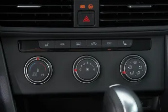 Volkswagen  16