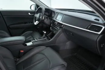 Kia  12