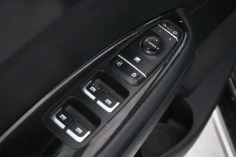 Kia  14