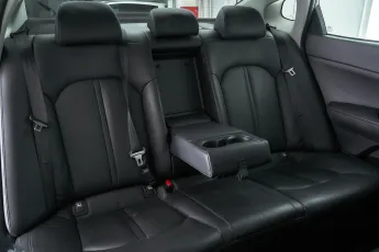 Kia  28