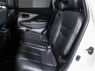 Nissan  19