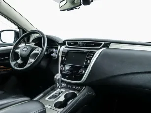 Nissan  7