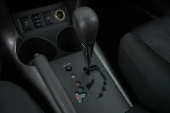 Toyota  18