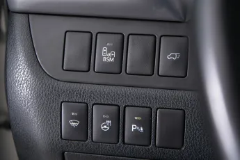 Toyota  25