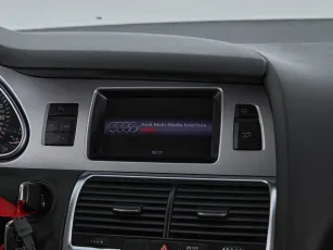 Audi  12