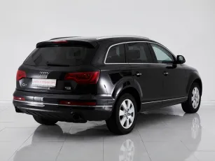 Audi  4