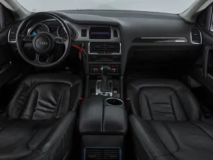 Audi  8