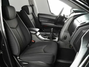 SsangYong  7