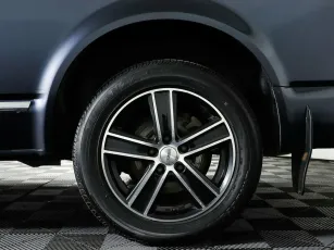 Volkswagen  9