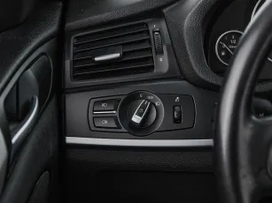 BMW  19