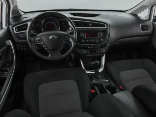 Kia  10