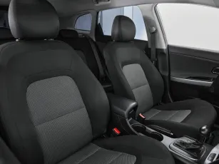 Kia  11
