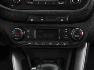 Kia  13