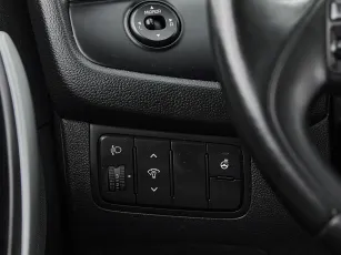 Kia  15