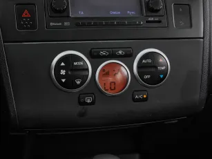 Nissan  13