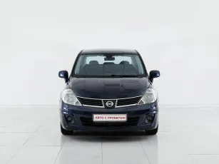 Nissan  2