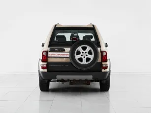 Land Rover  6