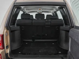 Land Rover  7