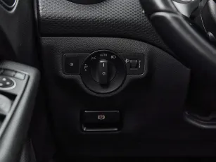 Mercedes-Benz  15