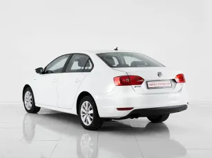 Volkswagen  4
