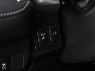 Toyota  18