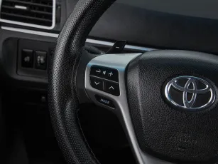 Toyota  18