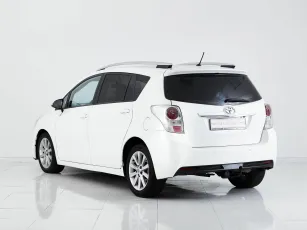 Toyota  5