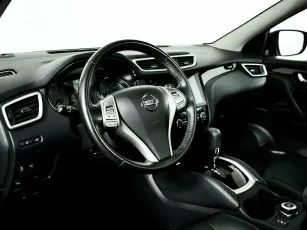 Nissan  10