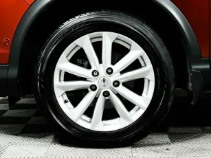Nissan  7