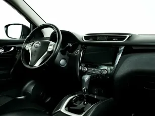 Nissan  8