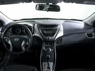 Hyundai  10