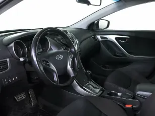 Hyundai  11