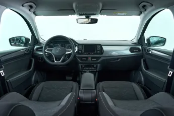 Volkswagen  8