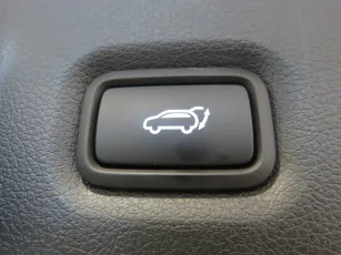 Hyundai  18