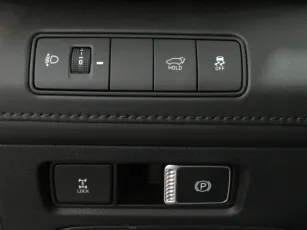 Hyundai  21