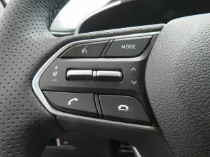 Hyundai  23