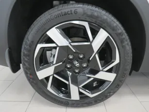 Hyundai  7