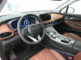 Hyundai  9