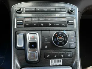 Hyundai  6