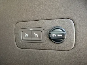 Hyundai  9